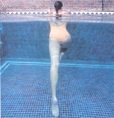 Postnatal (Standing) Aqua Stretches