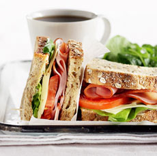 Top 10 Snacks to Feed Your Muscles Well