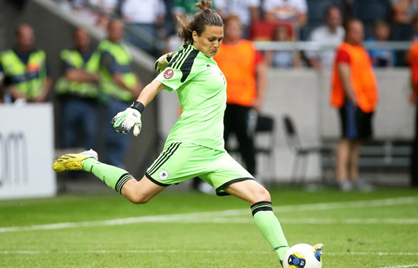 Nadine Angerer: Worlds Best Football Goalkeeper Reveals her Success Mantra "Train Hard and Listen to People you Trust" 