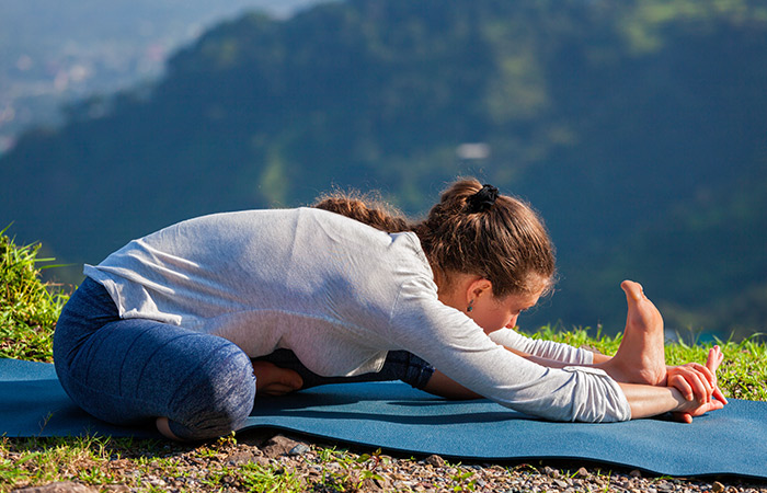 can psoriasis be cured by yoga)