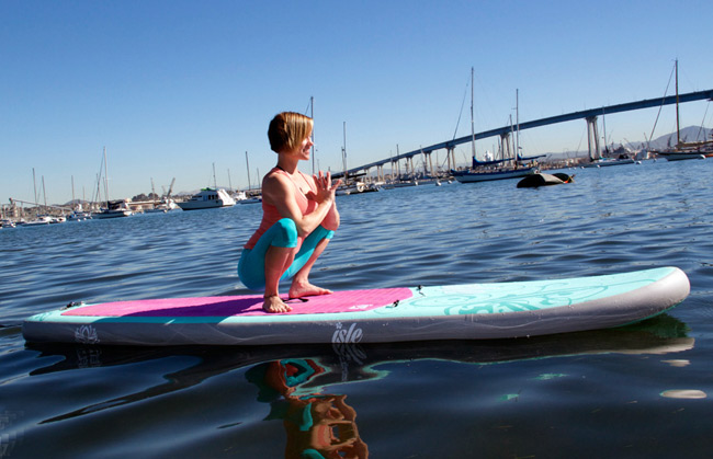 Stand-Up Paddleboard (SUP): A Popular Yoga-Fitness Fusion 