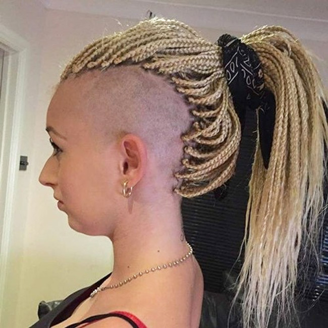 Women Hairstyle Trend in 2016: Undercut hair