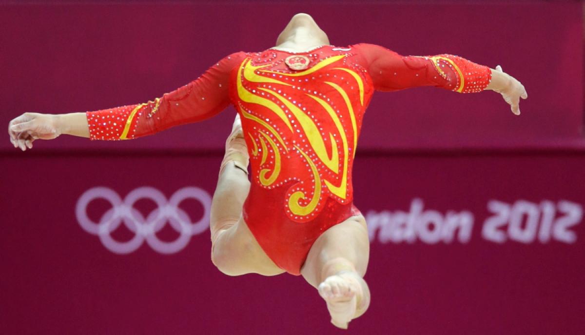 Top 10 Most Flexible Women Gymnasts’ Inspiring Life Stories - Huang