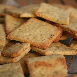 Cornmeal Herb Crisp Crackers