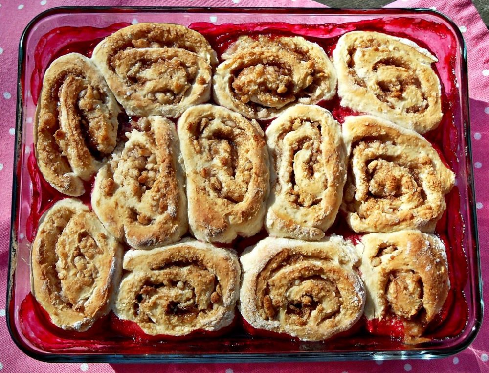 Rhubarb Spiral Cobbler