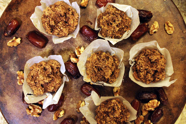 Date Apple Muffins