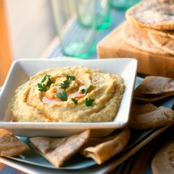 Whole Wheat Pita With hummus
