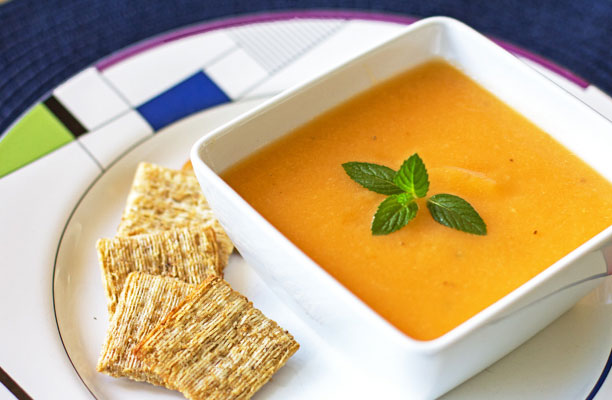 Chilled Cantaloupe Soup with Mint