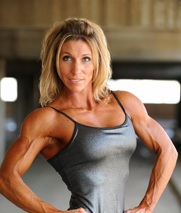 Justine Vierdag, IFBB Pro Athlete.