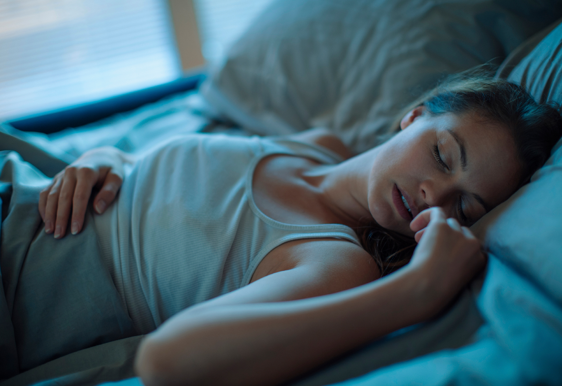 How Sleep Affects Your Social Life - Women Fitness.
