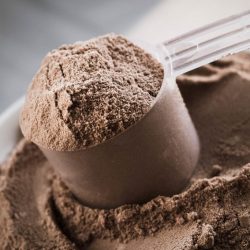 7 Tips for Using Dietary and Whey Protein Safely