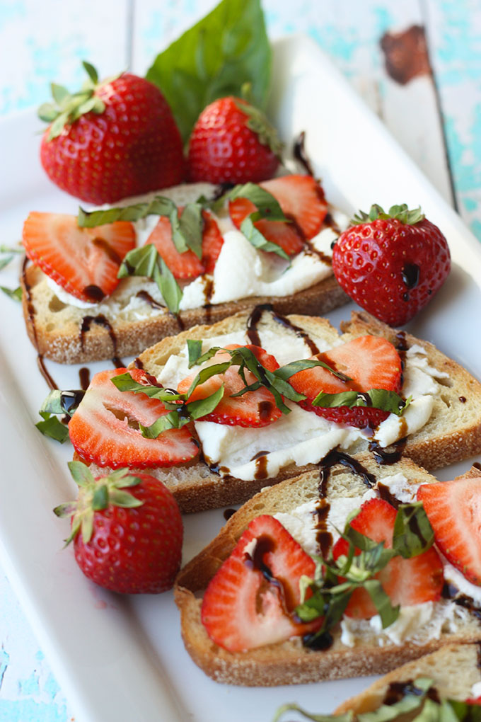 strawberry toast