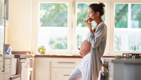 What to Eat and Not to Eat While Pregnant