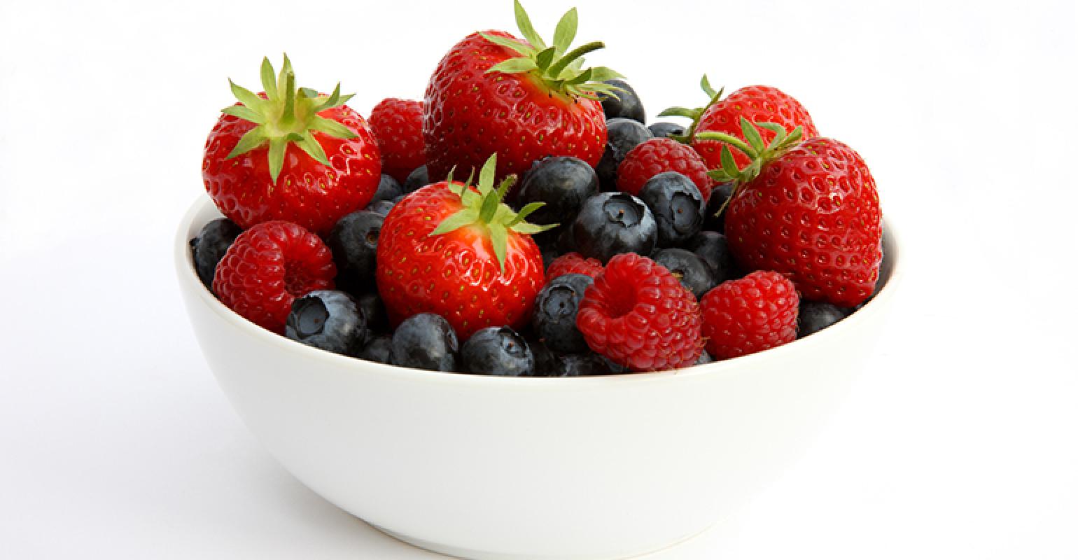 More berries, apples and tea may have protective benefits against