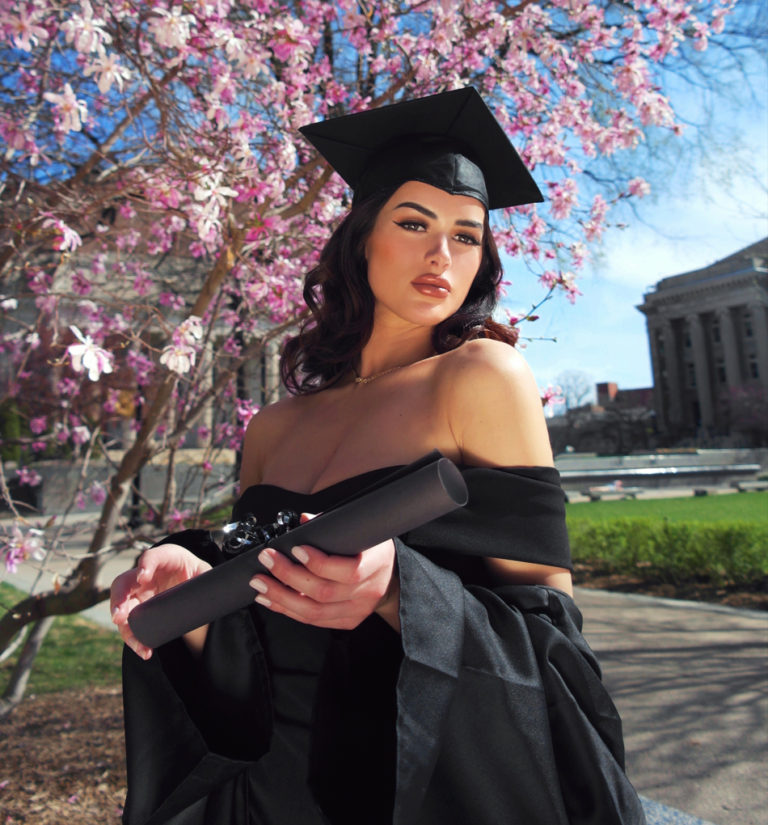 Claire Woods: Exceptionally Talented Fashion and Glamour Model Talks About her Workout and Diet