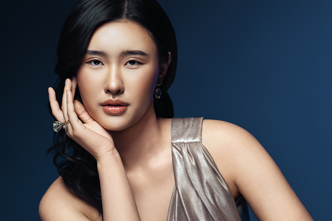 Yeong Kim (Rian) – The Structural Elegance of Intellect and Honor