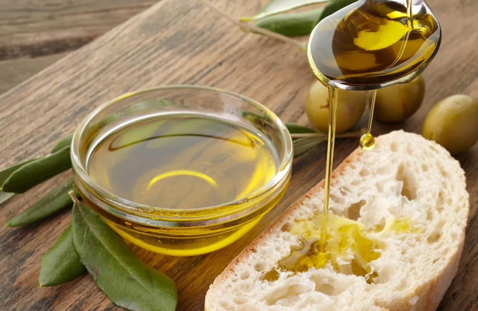 Eating olive oil before carbs